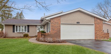 6324 Marshall Drive, Woodridge