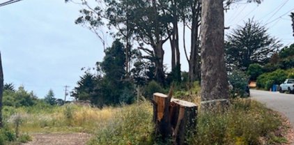 882 Stetson ST, Moss Beach