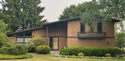 11492 Tomarsue  Road, Marilla-145400