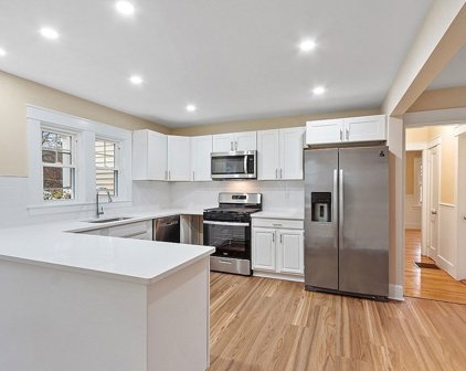 22 Almount Ter, Fitchburg
