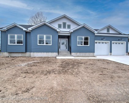 414 Seaward Place, Forked River