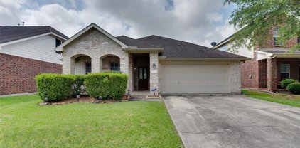 2107 Hawthorne Brook Lane, Fresno
