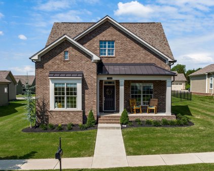 724 Ravensdowne Dr, Nolensville