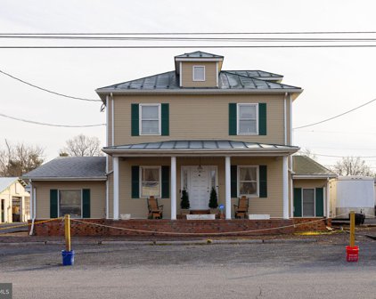 815 Warren Ave, Front Royal