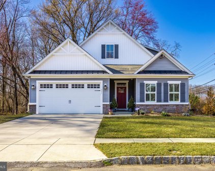 331 Hidden Acres Ln, Moorestown