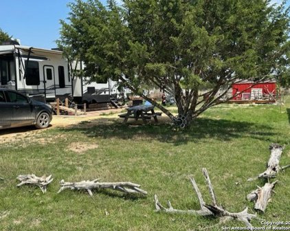 833 Sombra Drive, Bandera