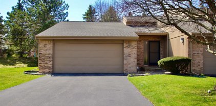 7853 MEADOW, Waterford Twp