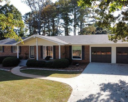 583 Martins Chapel Road, Lawrenceville