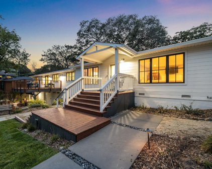 1301 Schuman Lane, Petaluma