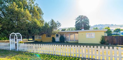 306 Ruenauver Street, Plains