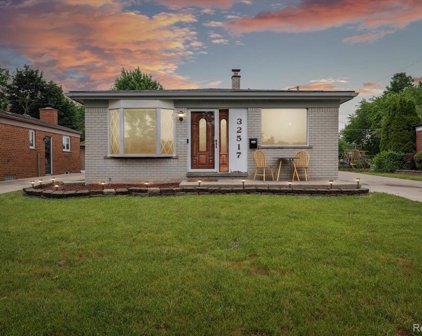 32517 FIRWOOD, Warren
