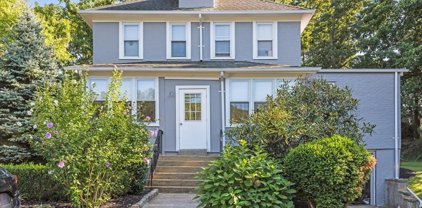 7 2nd Street, Locust Valley