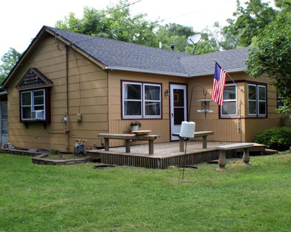 1280 Onaway Trail, Algonquin