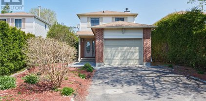 1675 LACOMBE DRIVE, Orleans