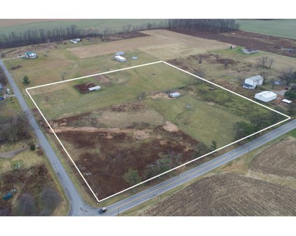 9385 Crowl Road, De Graff
