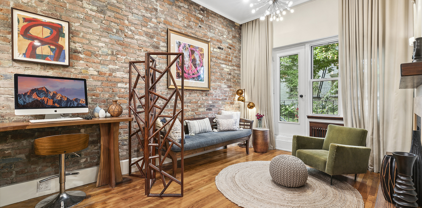 11 Charlton  Street Unit 3B, New York