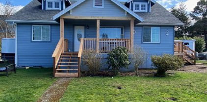413 N MARPLE ST, Coos Bay