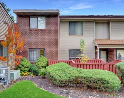 869 Skyline Drive Unit #869, Coram
