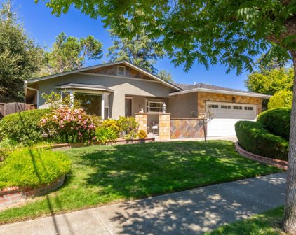 981 Foxglove DR, Sunnyvale