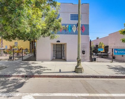 8874 S Broadway, Los Angeles