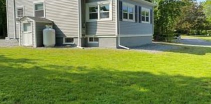 1383 New London  Avenue, Cranston