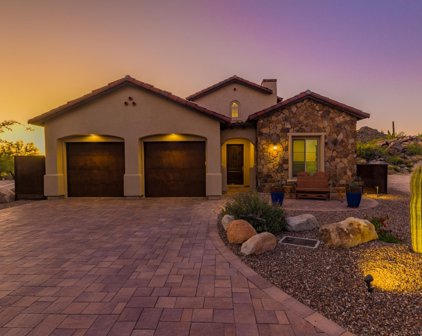 14319 N Mickelson Canyon, Oro Valley