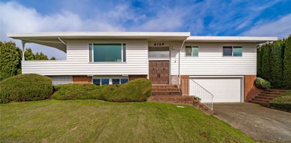 6129 Bayview Drive NE, Tacoma