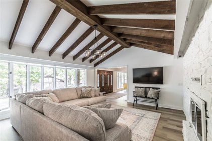 2 Pembroke Circle, Bella Vista