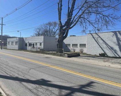 1017 S Logan Street, Mishawaka