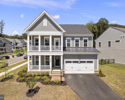 1872 Magnolia Fruit Dr, Dumfries