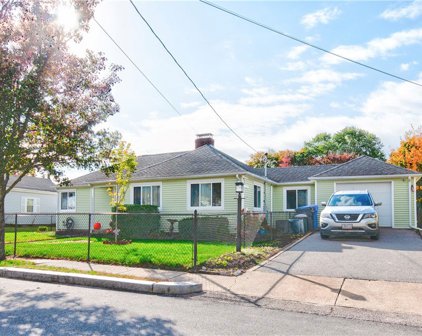55 CityView Avenue, East Providence
