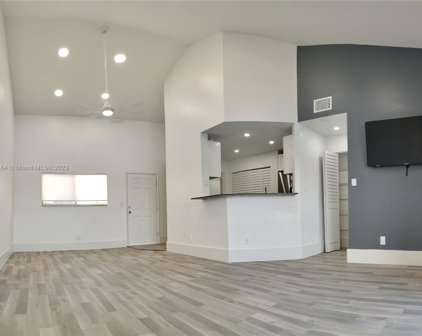 3425 Nw 44th St Unit #205, Oakland Park