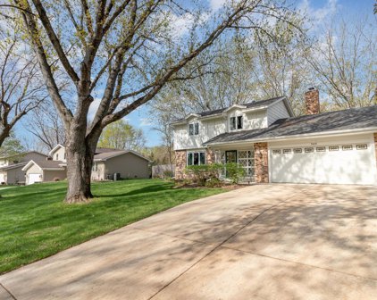 7420 Longview Circle, Chanhassen