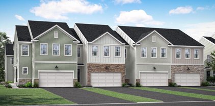 16 Four Leaf Dr, Downingtown