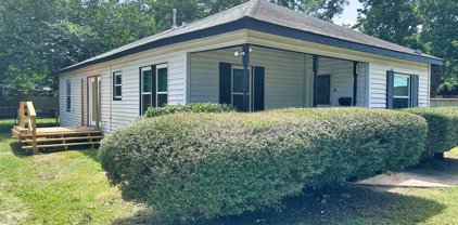 317 N Elm Street, Sweeny