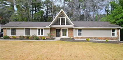 3793 Finger Sw Creek, Lilburn
