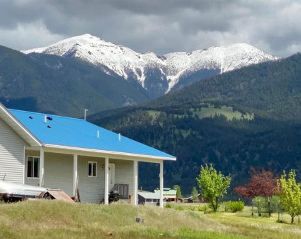 6422 Airport Road, Eureka