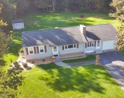 80 Putnam Dr, Westfield image