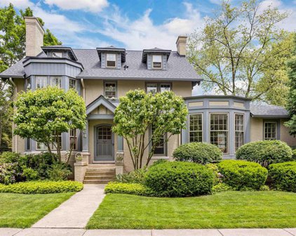 364 University, Grosse Pointe