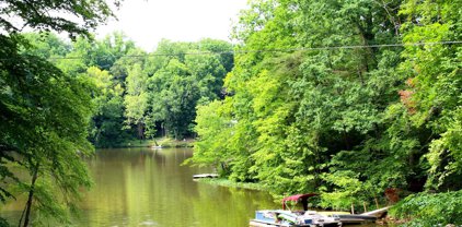 8252 Cobb Rd, Manassas