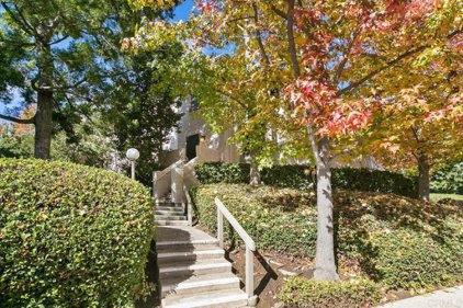 8452 Via Sonoma Unit 105, La Jolla