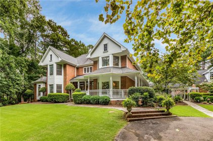 912 Mill Creek Run, Suwanee