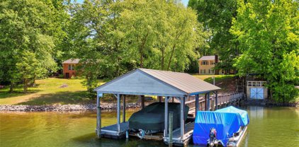 7490 Stonewall  Street, Sherrills Ford