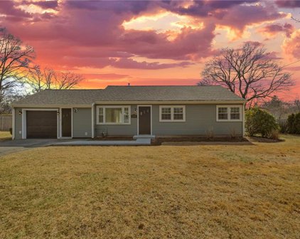 684 County  Road, Barrington