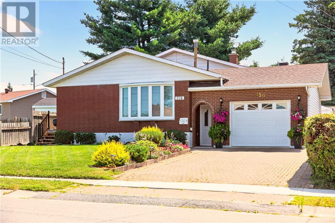 Listing photograph of 150 Newton Crescent