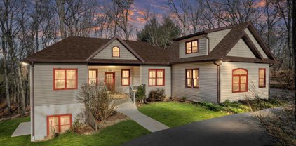 1801 Nicodemus Rd, New Windsor