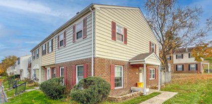 247 Candle Light Ln Unit #247, Glen Burnie