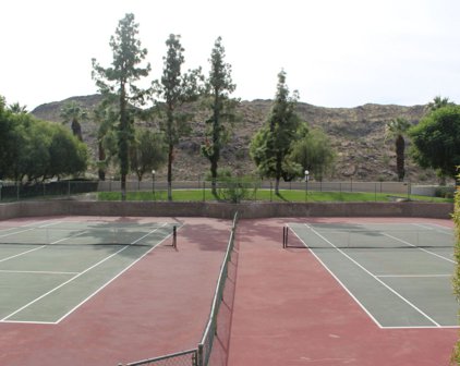 5301 E Waverly Drive 124, Palm Springs