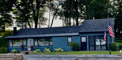 67159 Territorial Road, Lawrence