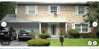 203 Browns Road, Nesconset